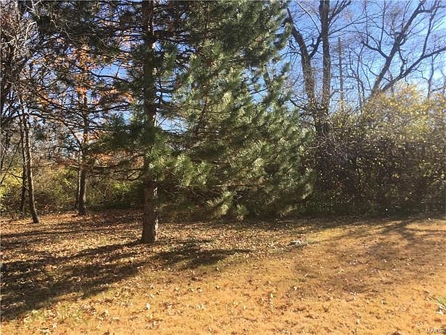 1st image of 2 Singing Pines Dr