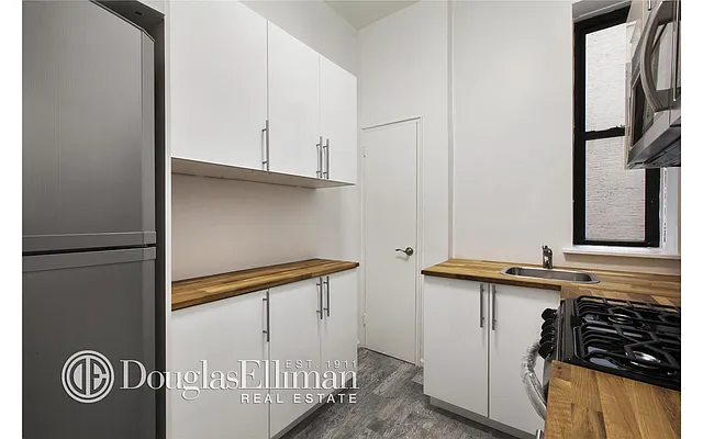 Sold by Douglas Elliman | media 4