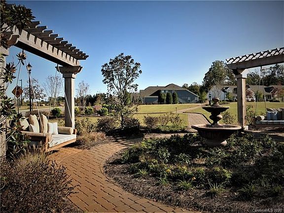 5th image of 9243 Cresswind Blvd