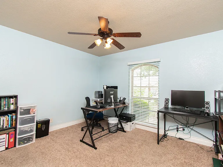 2513 Jackson Dr — Photo 15