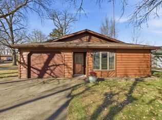 605 Chinook Ave SW, Avon, MN 56310