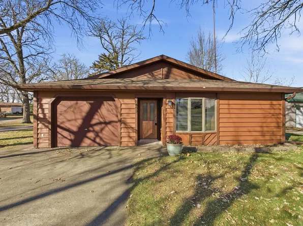 605 Chinook Ave SW, Avon, MN 56310