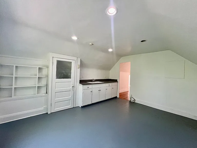 3305 E Overlook Rd — Photo 7