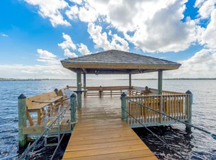 3310 SE Sandpiper Cir, Port Saint Lucie, FL 34952