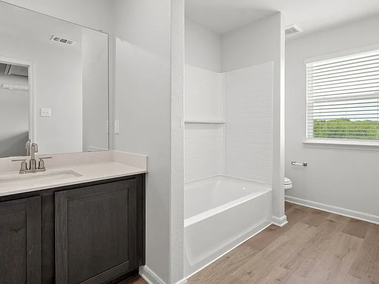 1320 Tilton Dr — Photo 16