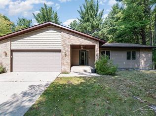 201 E Price Rd, Midland, MI 48642