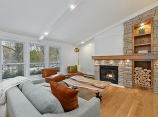 107 Arcwood Rd, Saint Paul, MN 55115