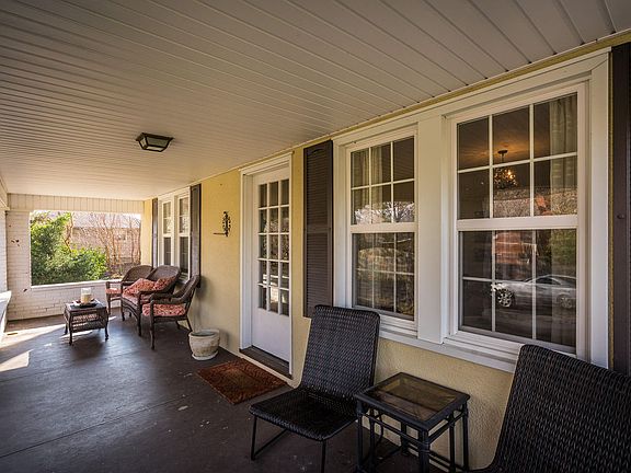 4th image of 2804 Hikes Ln
