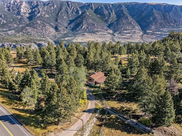 2612 Highway 296, Cody, WY 82414