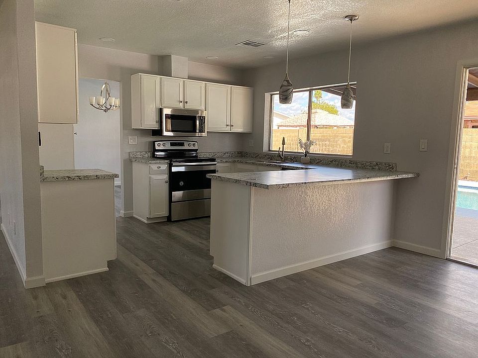 1st image of 10631 N 48th Ave