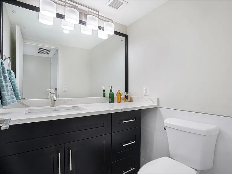 3430 Galt Ocean Dr #410 — Photo 36