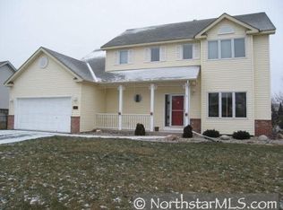 1500 Wintergreen Ct, Chaska, MN 55318