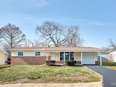 714 Lynn Haven Ln, Hazelwood, MO, 63042