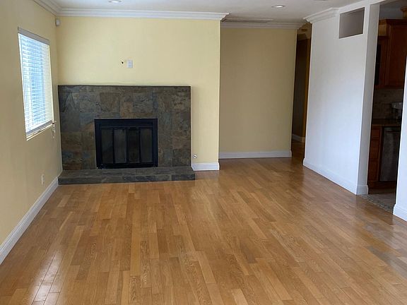 2nd image of 901 Cooper Ave