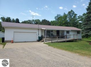 2208 Sanderson Rd, Prescott, MI 48756