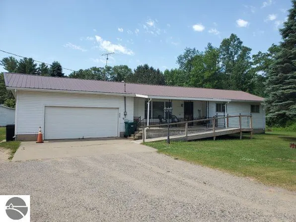 2208 Sanderson Rd, Prescott, MI 48756