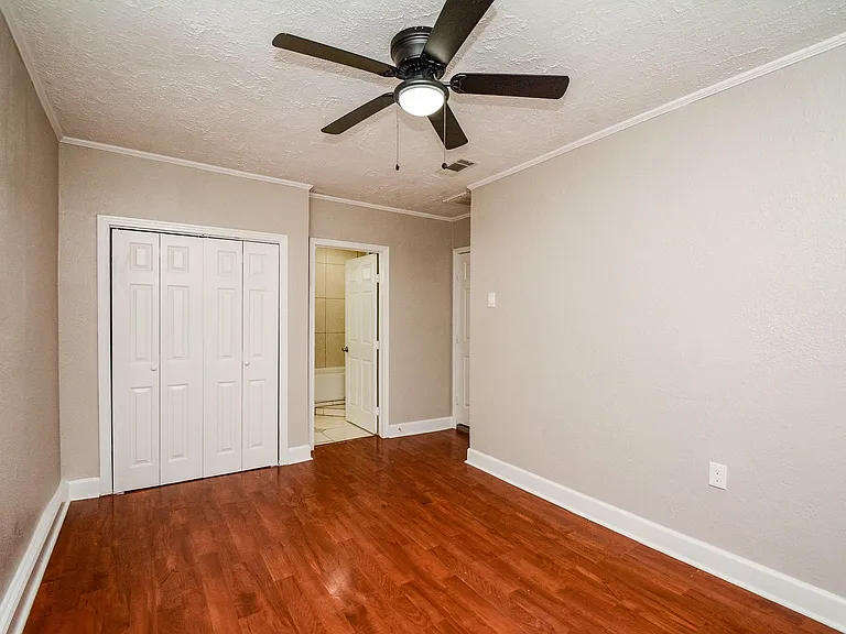 2109 Pomona Dr — Photo 11