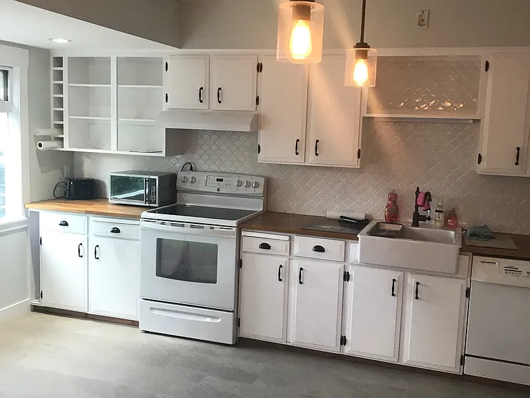 3975 McGill St — Photo 3