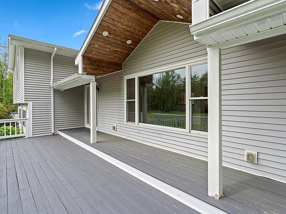 4th image of 80 Brigham Hill Road