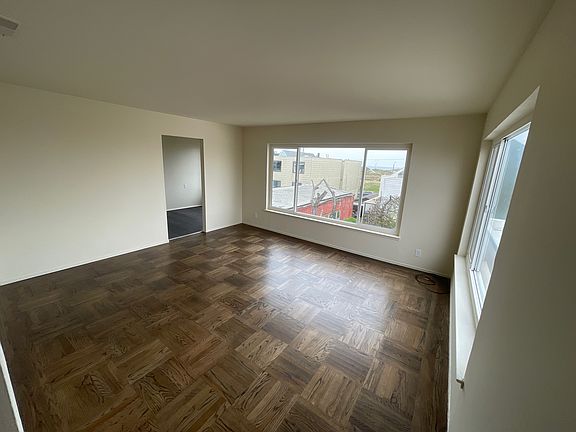 4th image of 1627 48th Ave #5