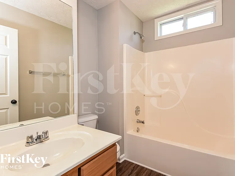 42 Kades Cove Dr — Photo 13