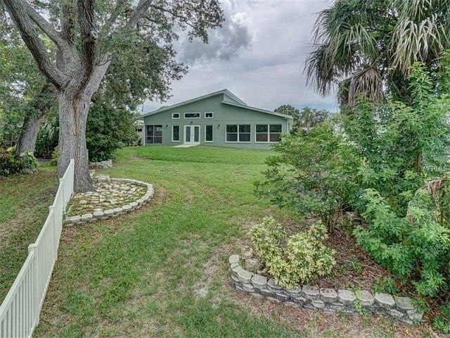 2nd image of 3379 Harbor Lake Dr