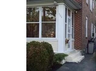 304 W 23rd St, Chester, PA 19013