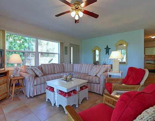 3rd image of 101 Linda Ln