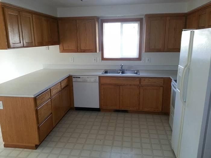 2nd image of 1405 E 7th St