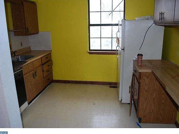 2nd image of 143 Channing Dr