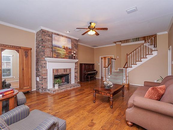 5th image of 2115 Country Mile Ln