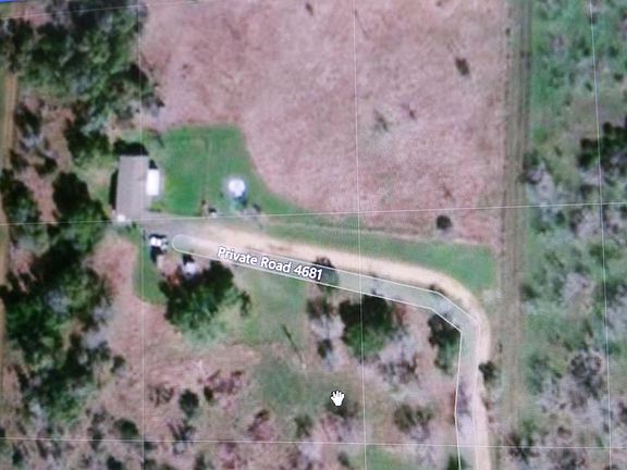 4th image of 410 Private Road 4681