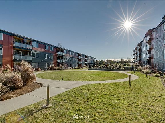 2nd image of 5818 NE 70th St APT A402