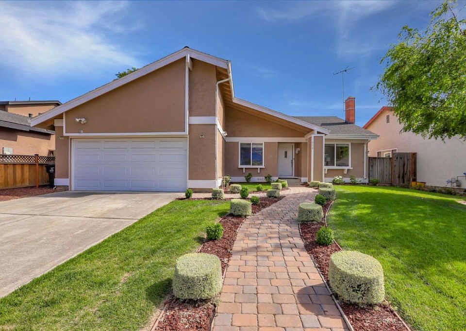 1st image of 512 Century Oaks Way