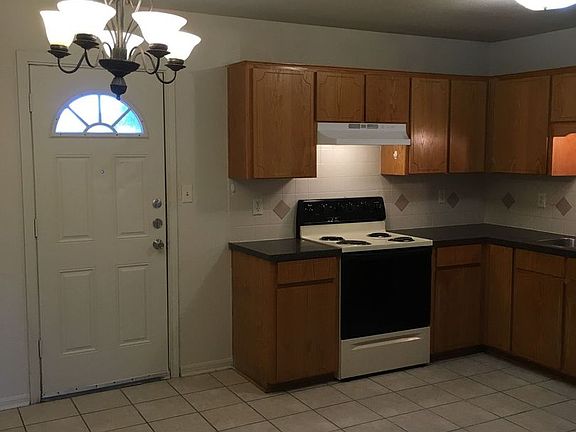 2nd image of 3003 Cantabrian Dr #A-d