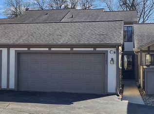 1305 Kingsridge Ct APT C, Normal, IL 61761