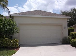 673 Crossfield Cir, Naples, FL 34104