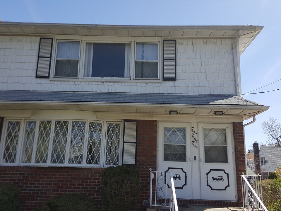 1st image of 4023 208th St