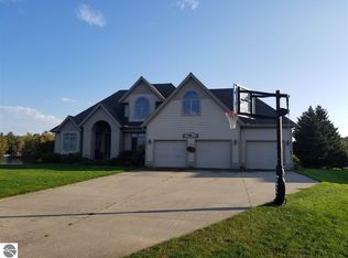 7255 Shoreview Dr, Oscoda, MI 48750