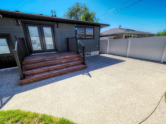 2nd image of 5031 E Trelle Dr NE
