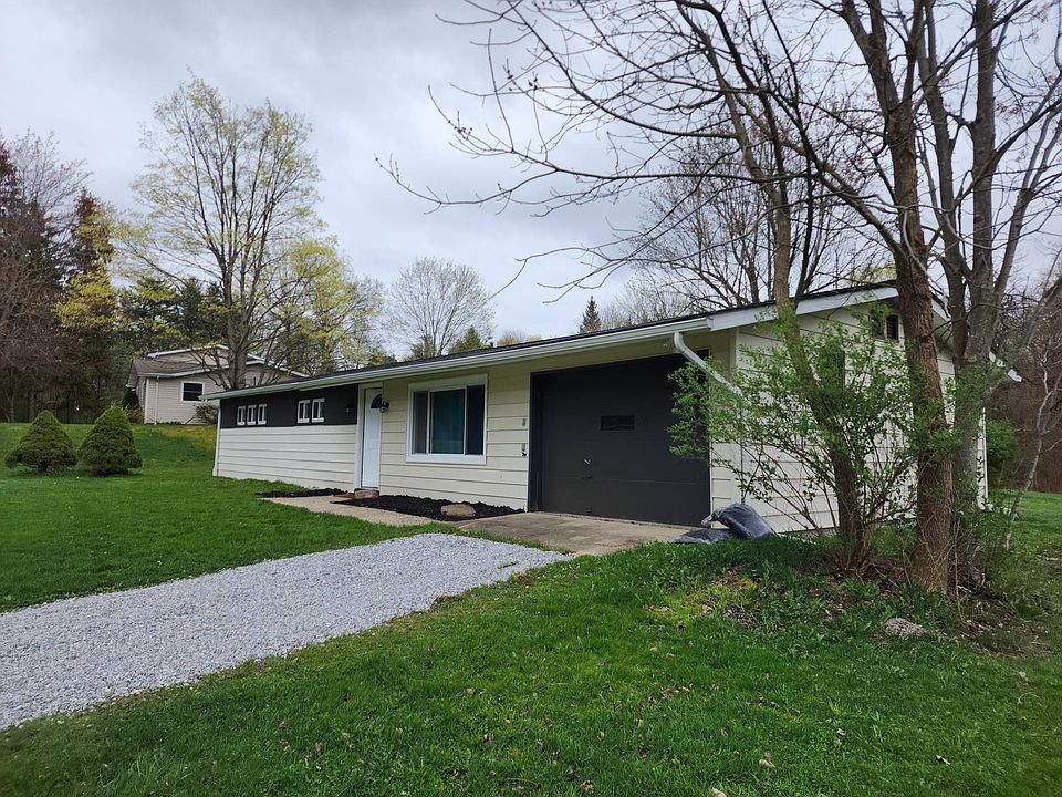 1st image of 8525 Beacon Hill Dr