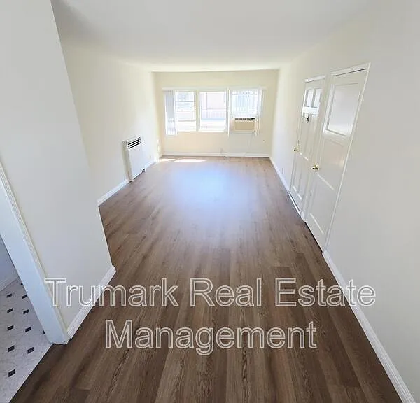 919 N Glendale Ave #12 — Photo 10