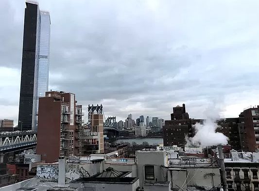 3rd image of 60 Henry St APT 10C2