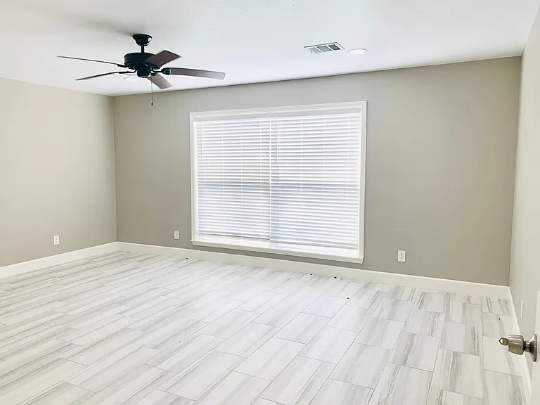 9507 Puritan Way — Photo 5