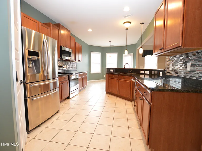 115 Pamlico Dr — Photo 8