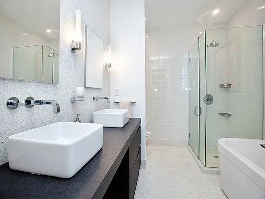 Sold by Sotheby's International Realty | media 6
