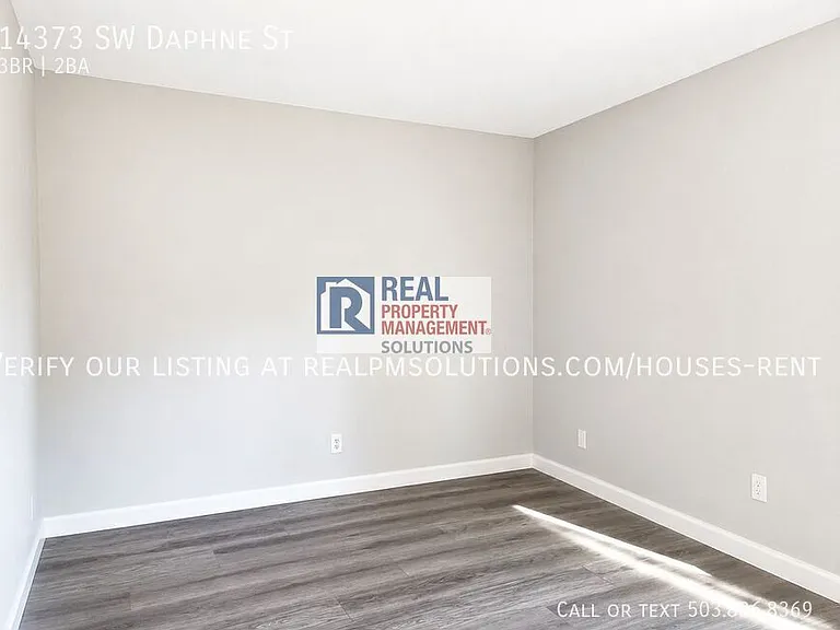 14373 SW Daphne St — Photo 24