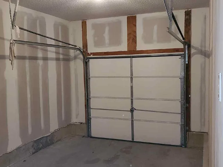 425 Hawthorne Blvd #2 — Photo 6