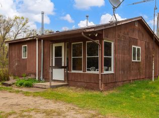 519 Badger Dr, Hancock, WI 54943