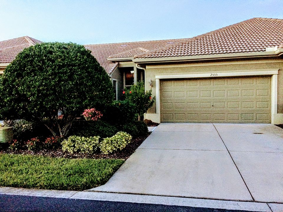 1st image of 2555 Gloriosa Dr